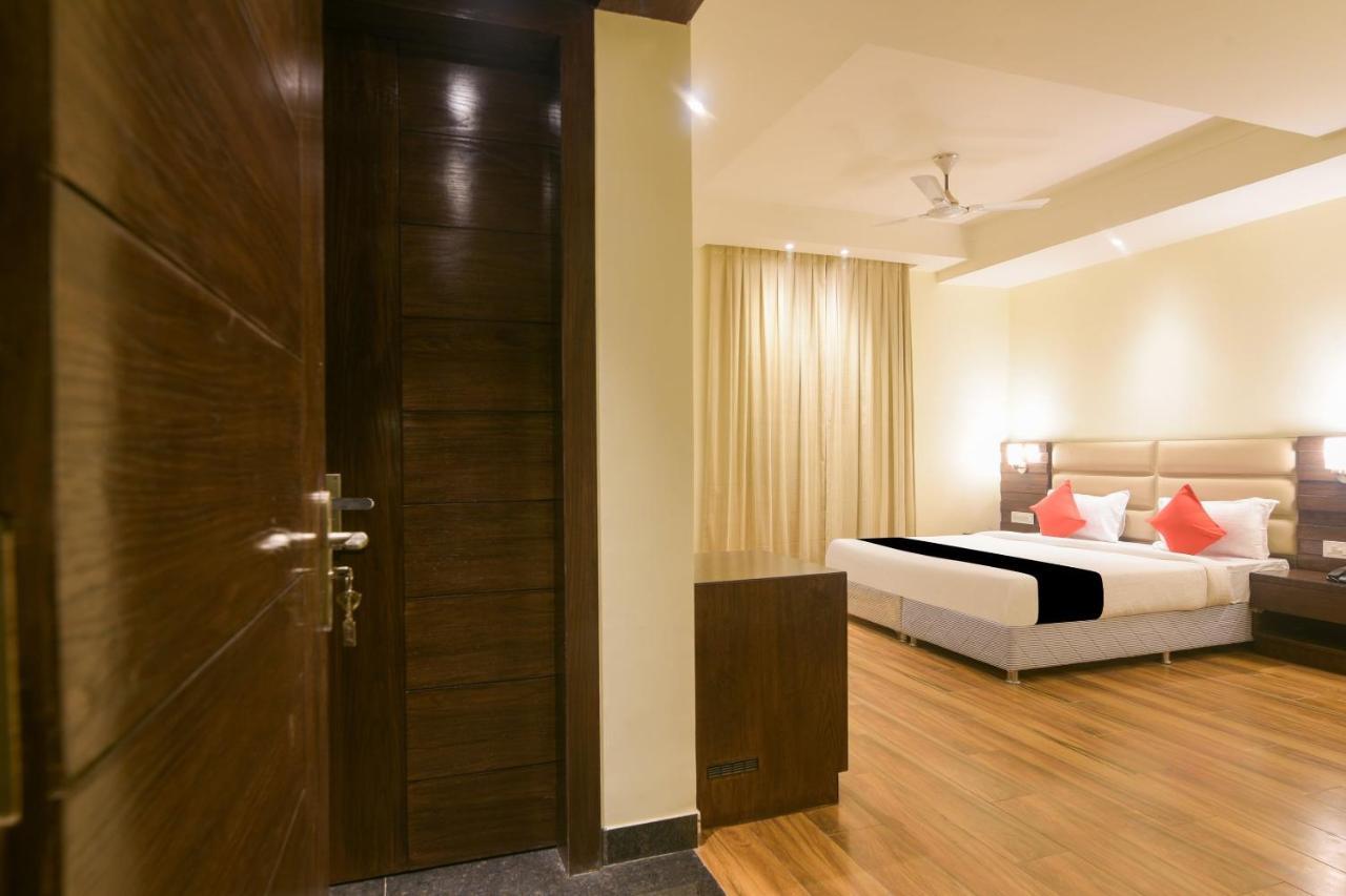 Hotel Super Collection O Starlight Kanpur Exterior foto