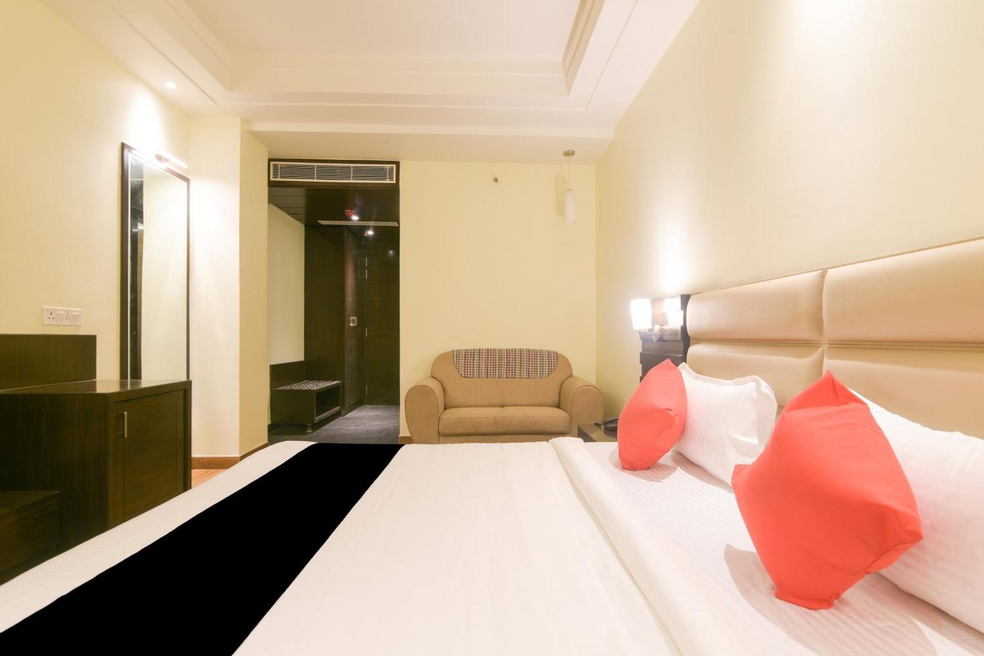 Hotel Super Collection O Starlight Kanpur Exterior foto