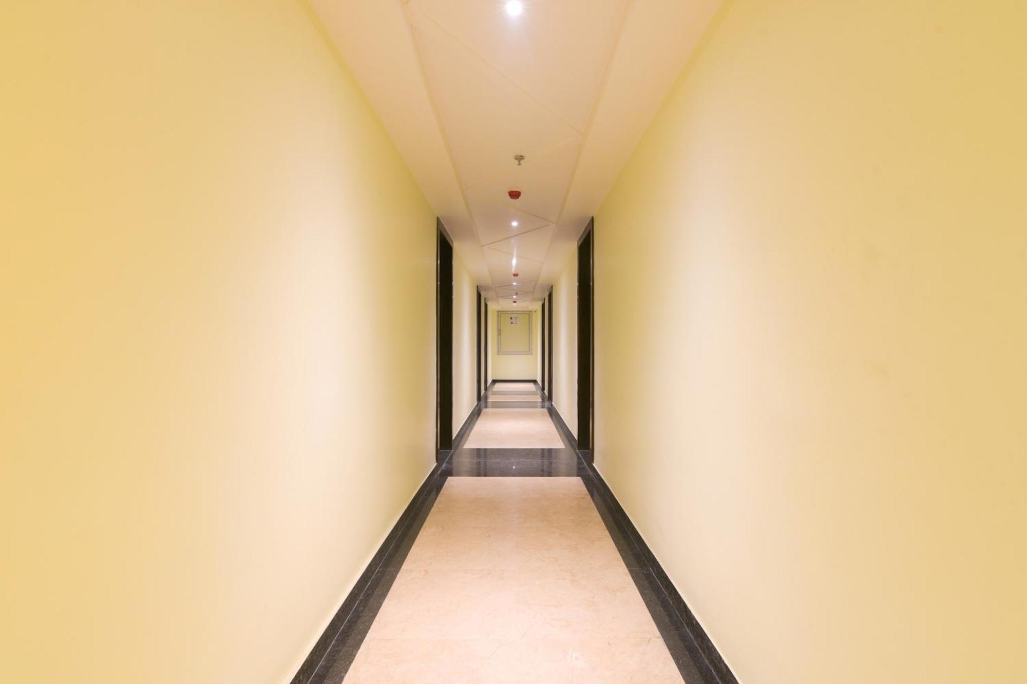 Hotel Super Collection O Starlight Kanpur Exterior foto