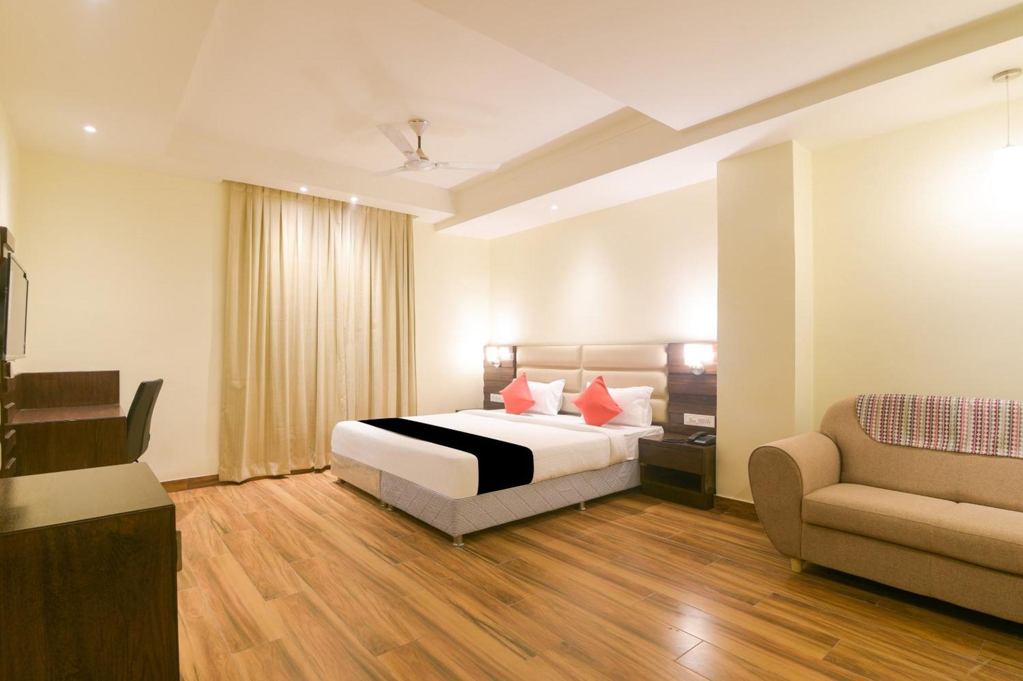 Hotel Super Collection O Starlight Kanpur Exterior foto