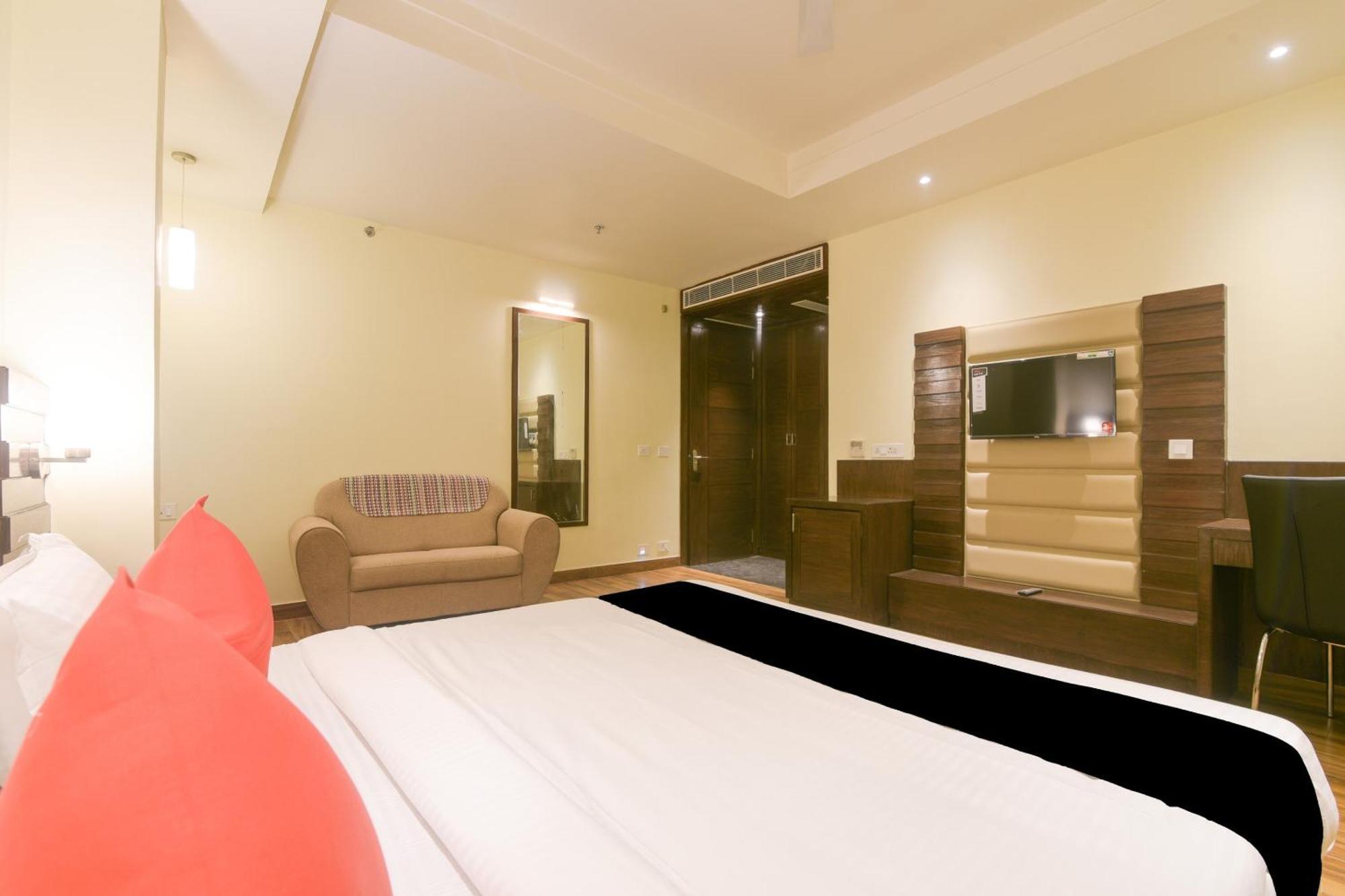 Hotel Super Collection O Starlight Kanpur Exterior foto