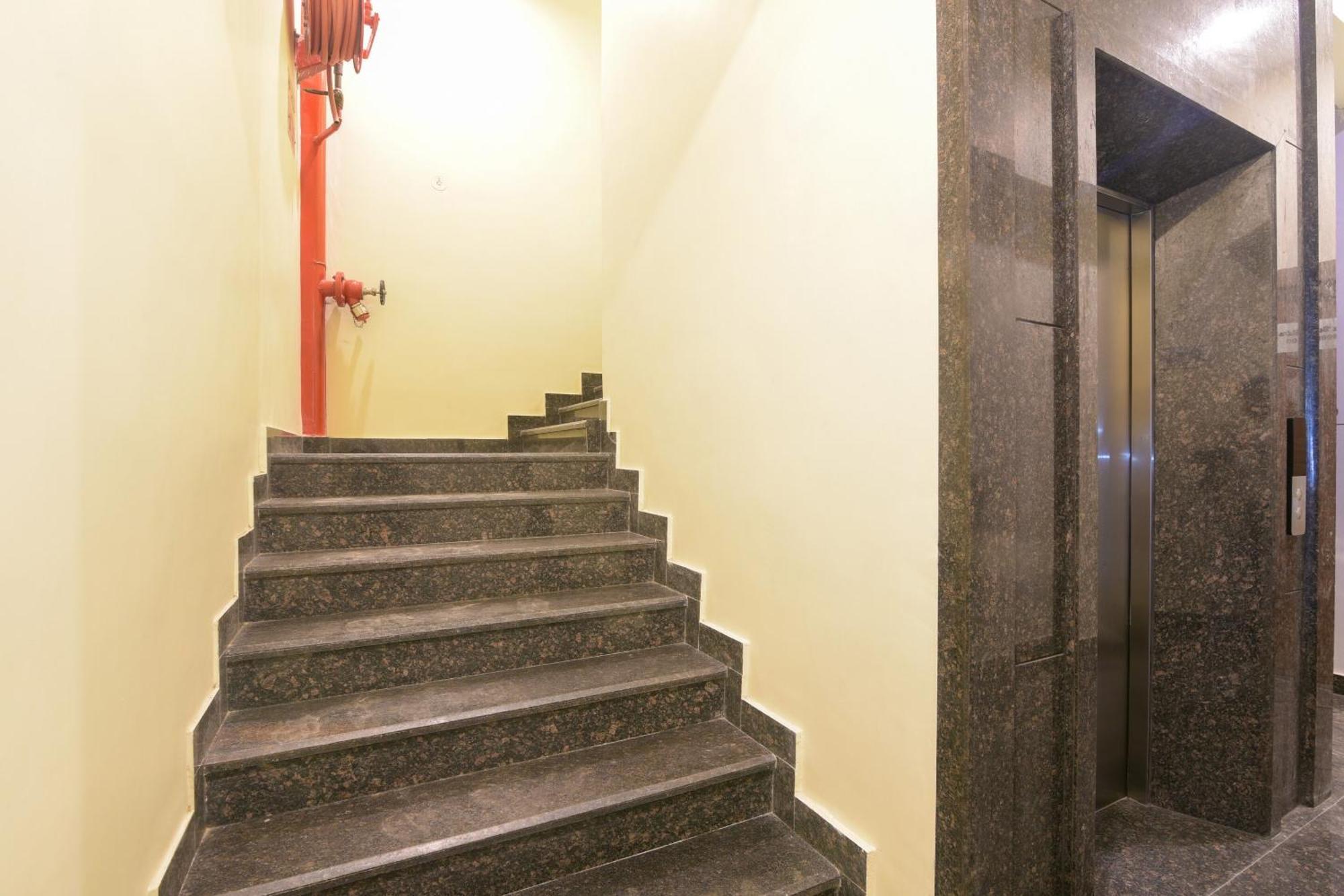 Hotel Super Collection O Starlight Kanpur Exterior foto
